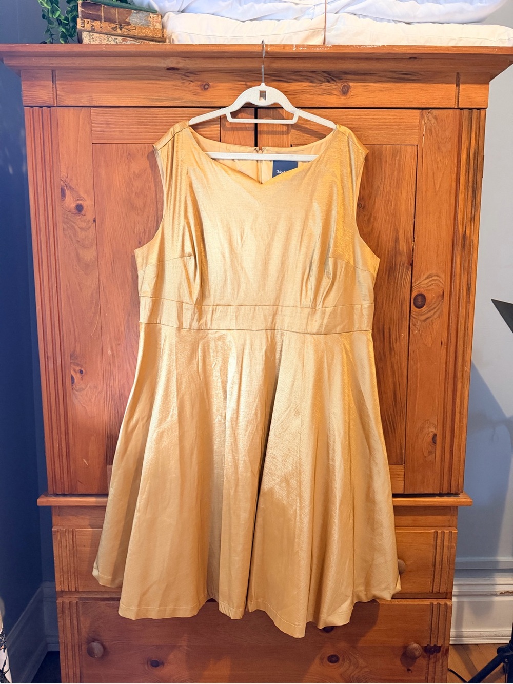 ModCloth Gold Sleeveless Fit & Flare Midi Dress